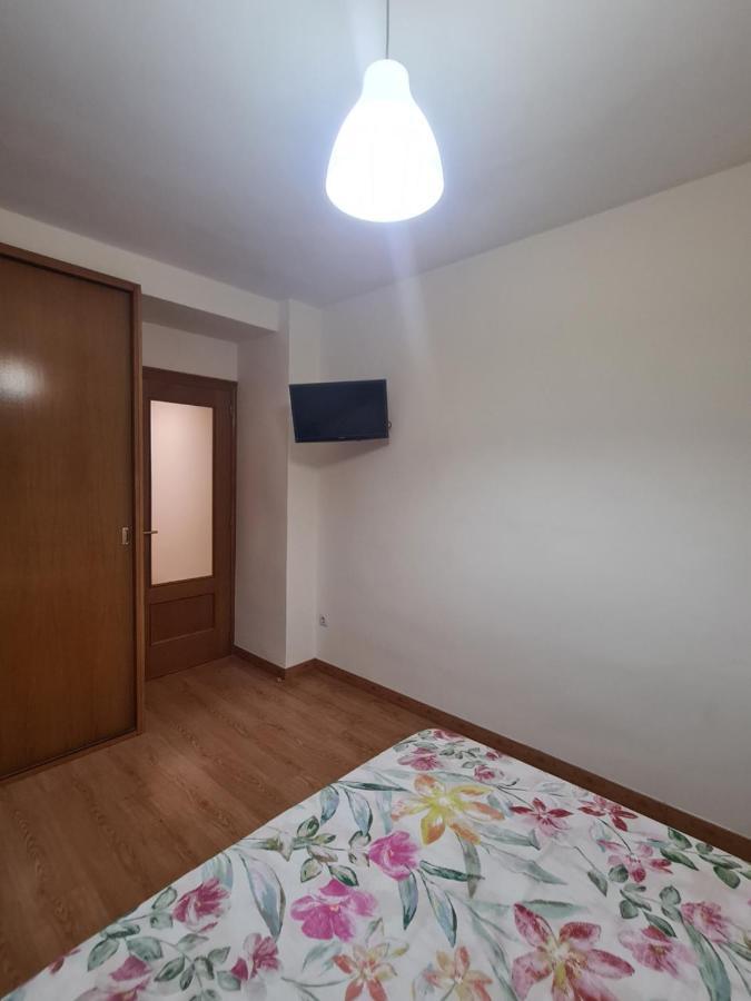 Habitacion Con Bano Privado- En Casa Familiar Beatriz บาเลนเซีย ภายนอก รูปภาพ