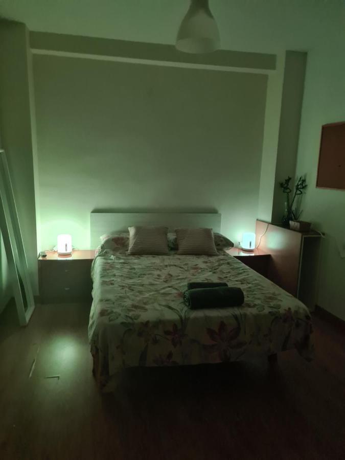 Habitacion Con Bano Privado- En Casa Familiar Beatriz บาเลนเซีย ภายนอก รูปภาพ