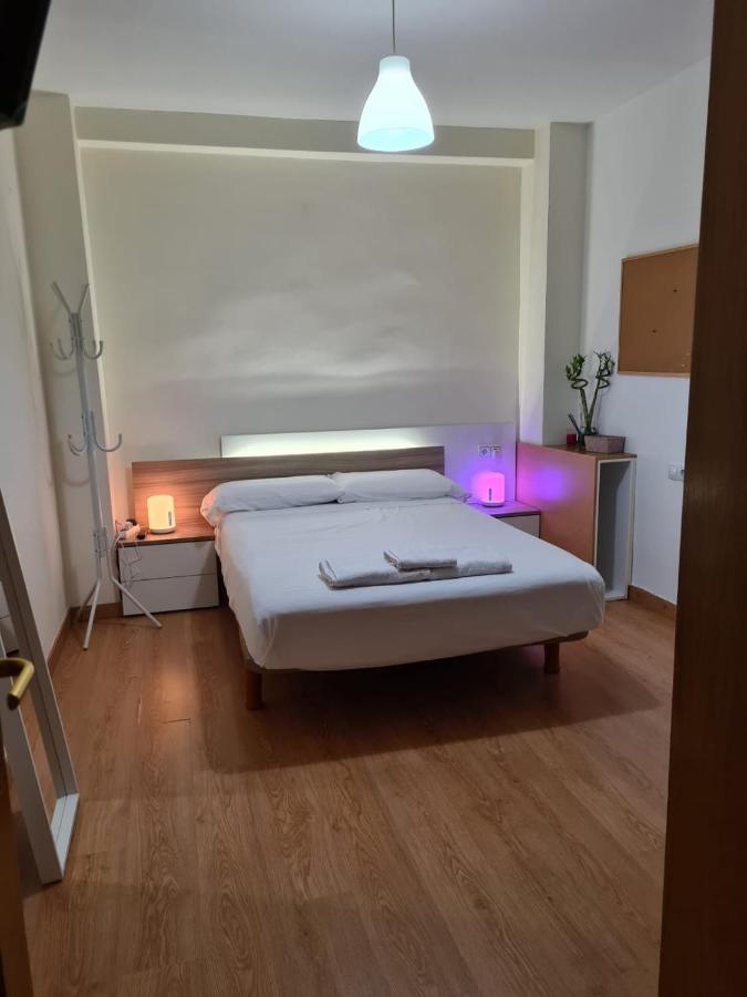 Habitacion Con Bano Privado- En Casa Familiar Beatriz บาเลนเซีย ภายนอก รูปภาพ